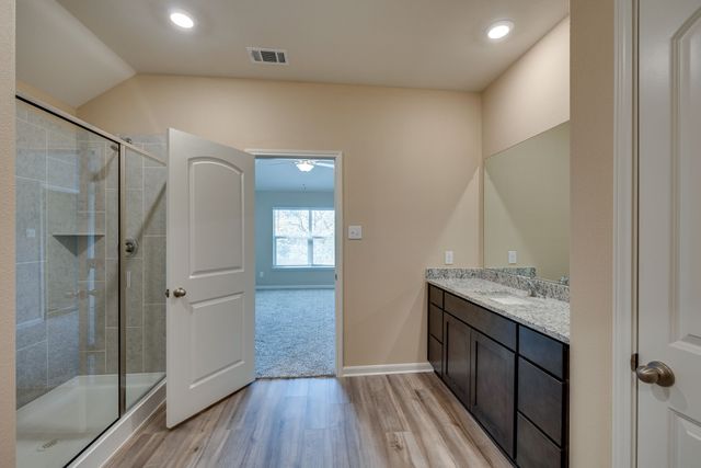 352 Lowery Oaks Trail, Fort Worth, TX 76120