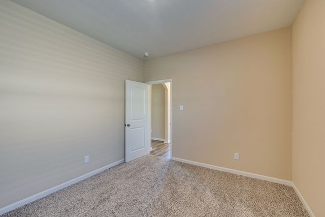 352 Lowery Oaks Trail, Fort Worth, TX 76120