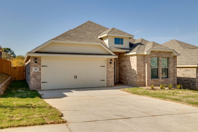 352 Lowery Oaks Trail, Fort Worth, TX 76120