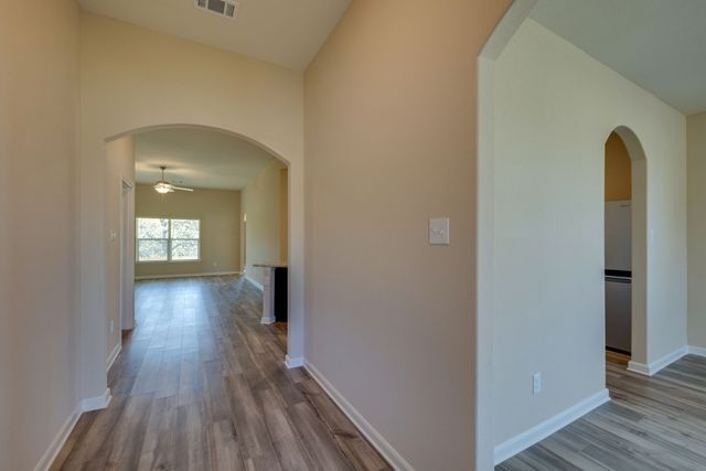 352 Lowery Oaks Trail, Fort Worth, TX 76120