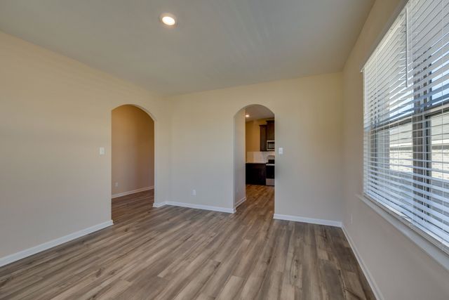 352 Lowery Oaks Trail, Fort Worth, TX 76120
