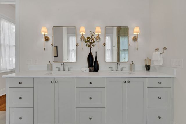 4411 Westlawn Dr, Nashville, TN 37209