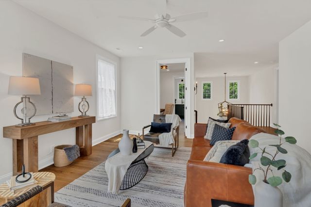 4411 Westlawn Dr, Nashville, TN 37209