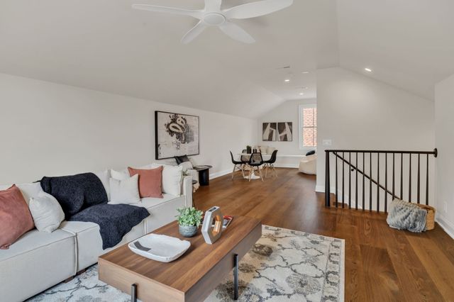 4411 Westlawn Dr, Nashville, TN 37209