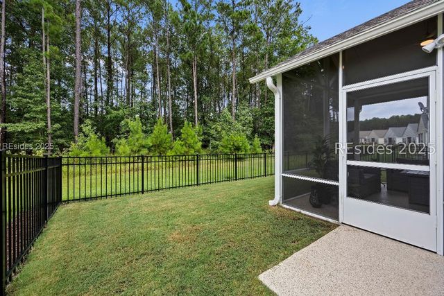 128 Carolina Oaks Ave, Bluffton, SC 29909