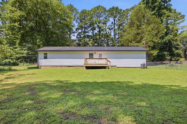 305 Longwood Street, Chickamauga, GA 30707