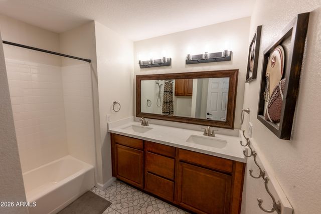 1654 N BARKLEY --, Mesa, AZ 85203