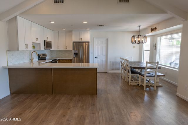 1654 N BARKLEY --, Mesa, AZ 85203