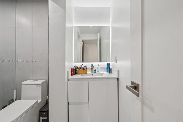 5152 SW 6th St, Miami, FL 33134