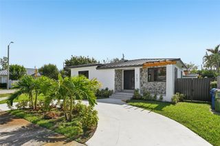 5152 SW 6th St, Miami, FL 33134