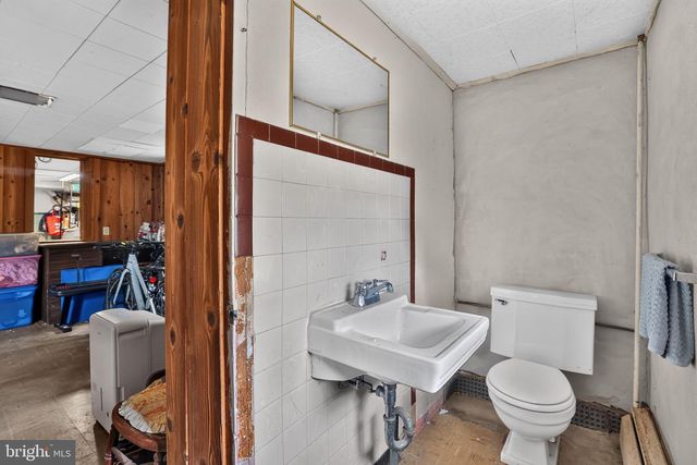 1447 ROCKWELL RD, Abington, PA 19001