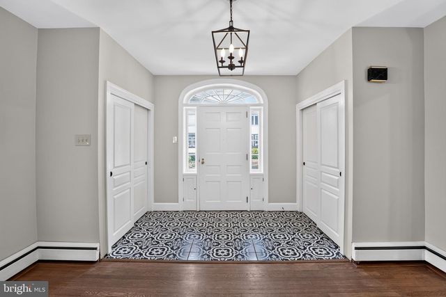 1447 ROCKWELL RD, Abington, PA 19001