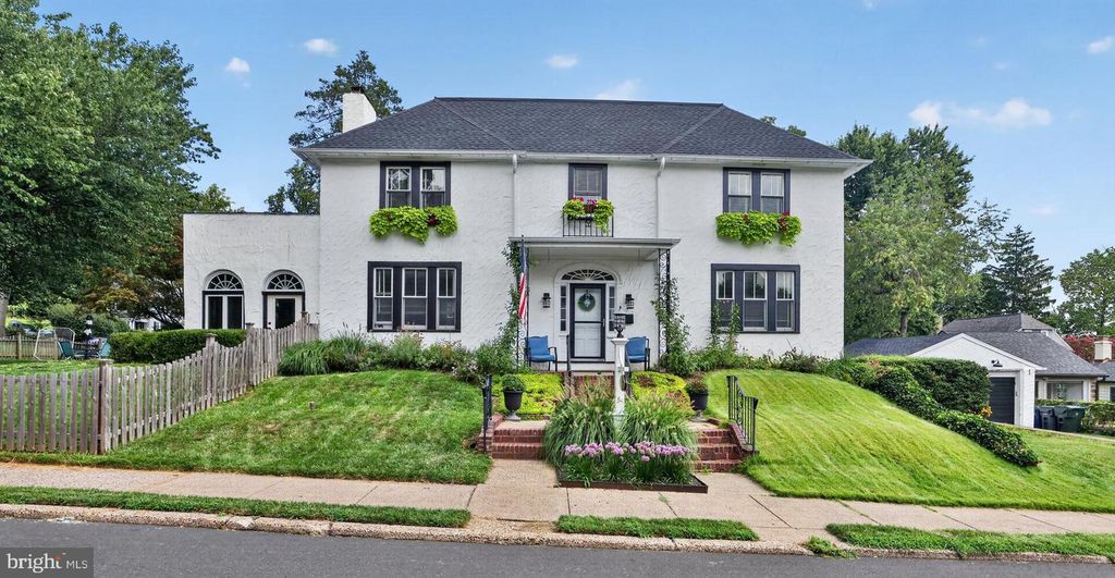 1447 ROCKWELL RD, Abington, PA 19001