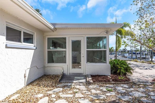 6321 BALBOA LANE, Apollo Beach, FL 33572