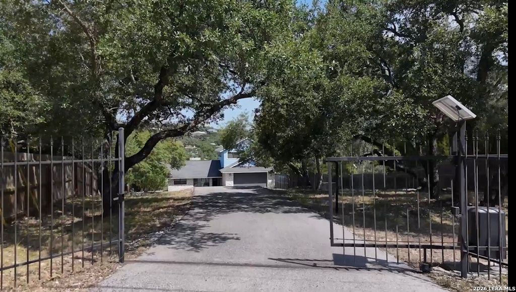393 Nancy Drive, Canyon Lake, TX 78133