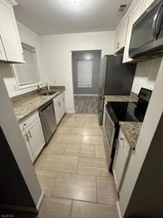 60 Almond Dr, Franklin Twp., NJ 08873