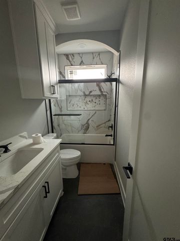 2067 County Road 2138, Troup, TX 75789