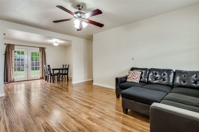 2911 Old North Road, Farmers Branch, TX 75234