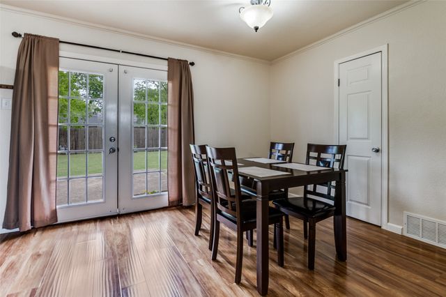 2911 Old North Road, Farmers Branch, TX 75234