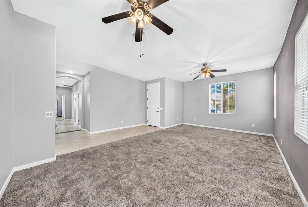 Image 11 of property listing at 1166 Brookmeade Cir, Beaumont, CA 92223