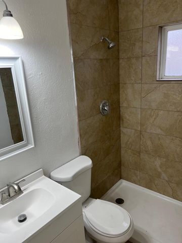 627 Chama Street SE 1, Albuquerque, NM 87108