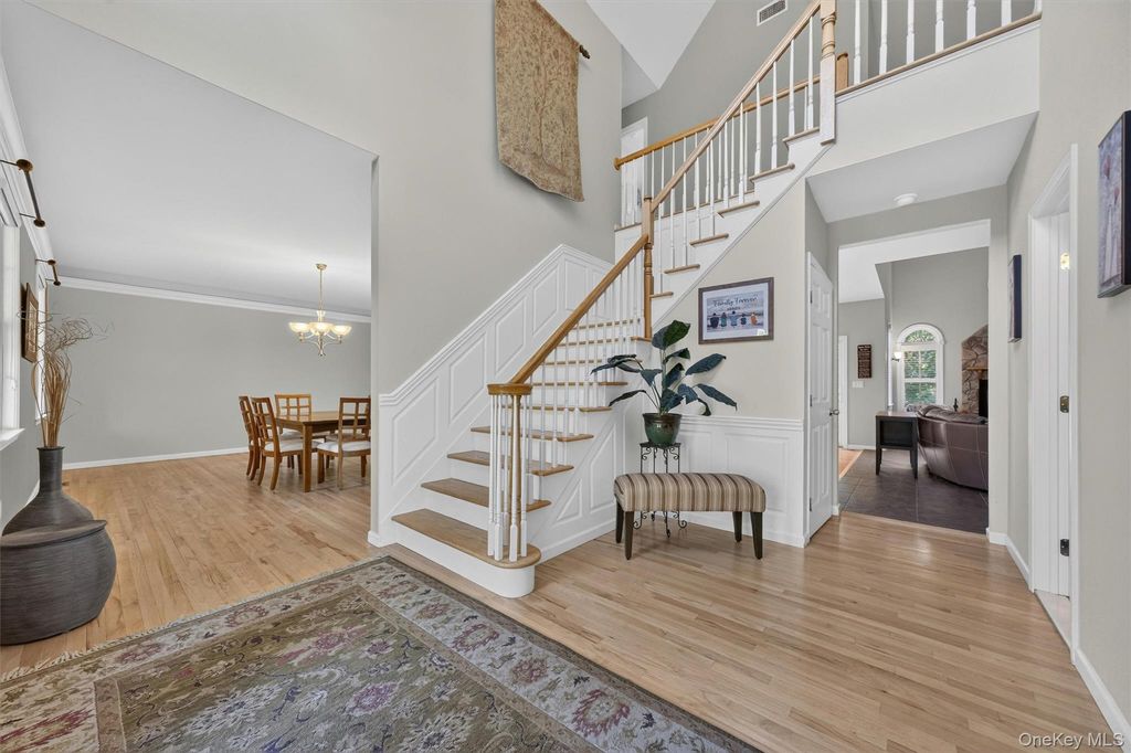 41 Lindy Drive, Carmel, NY 10512 — photo 2