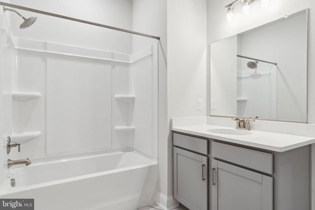 1244 TREVISO BAY, Williamsburg, VA 23188