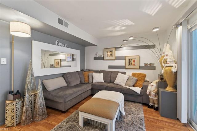 709 Stanwix SQ, Norfolk, VA 23502