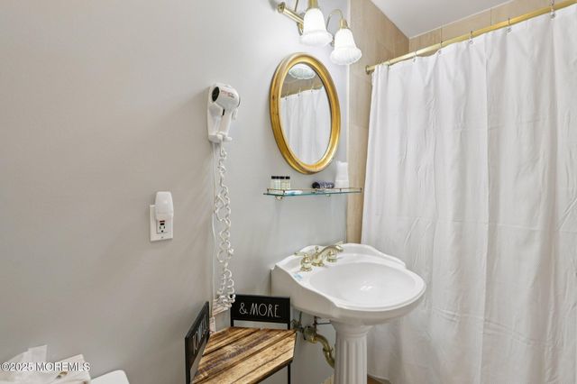 200 Monmouth Avenue 27, Spring Lake, NJ 07762