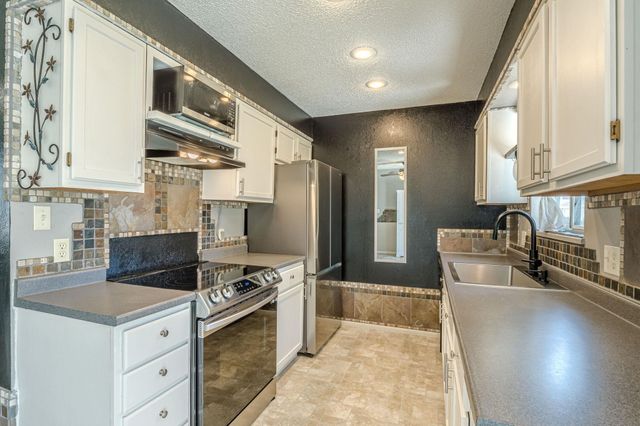 2997 Pinyon Avenue, Grand Junction, CO 81504