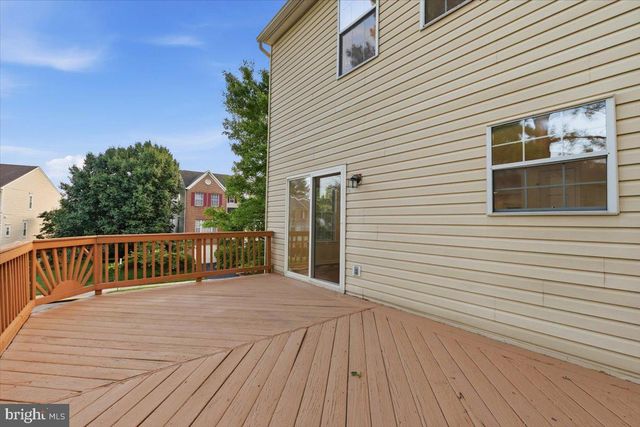 5610 BELLEAU WOODS LN, Alexandria, VA 22315