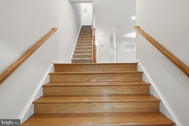 5610 BELLEAU WOODS LN, Alexandria, VA 22315