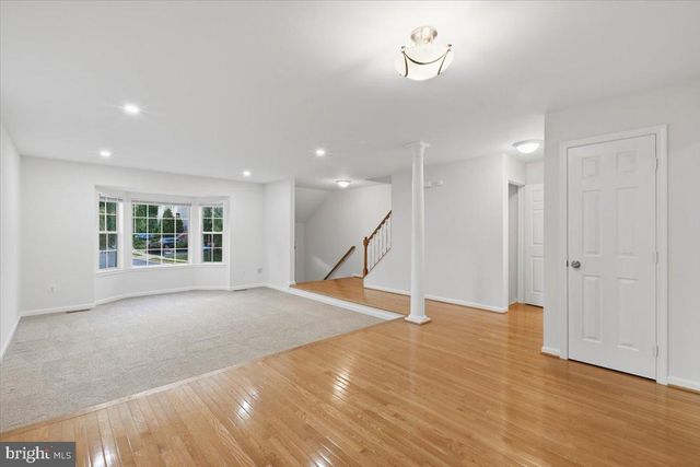 5610 BELLEAU WOODS LN, Alexandria, VA 22315