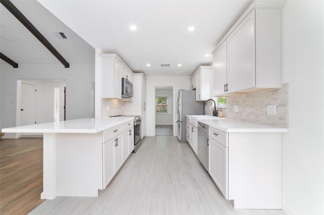 16303 Deer Lick Drive, Houston, TX 77090