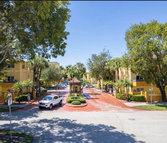 8270 SW 149th Court 10-209, Miami, FL 33193