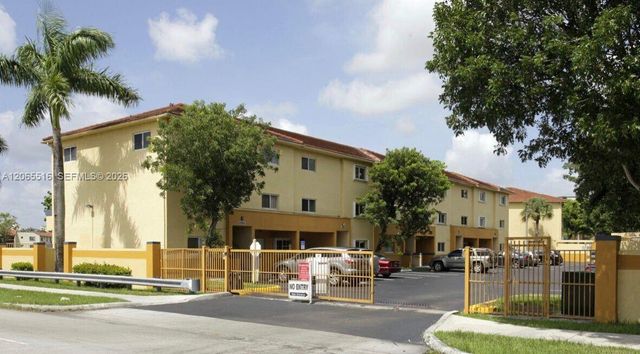 8270 SW 149th Court 10-209, Miami, FL 33193