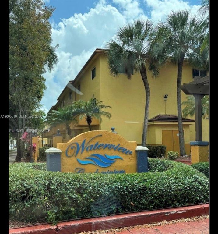 8270 SW 149th Court 10-209, Miami, FL 33193