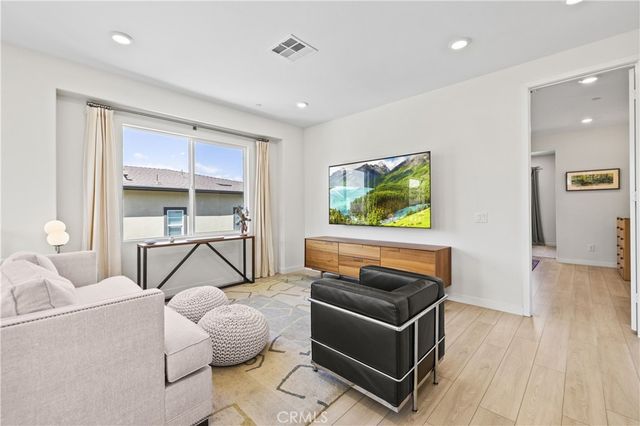 27774 Marquee Drive, Valencia, CA 91381