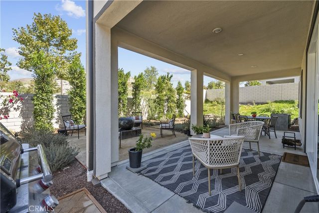 27774 Marquee Drive, Valencia, CA 91381