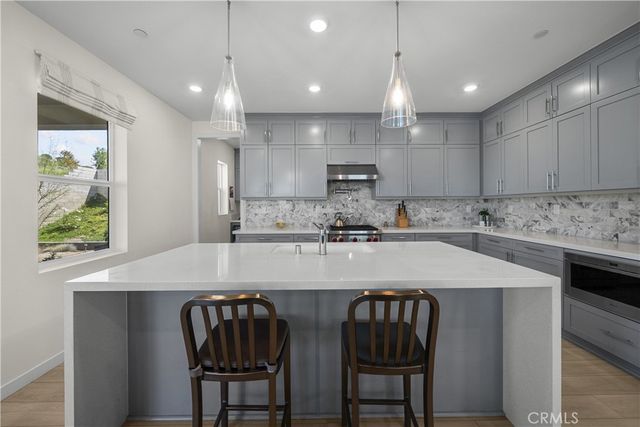 27774 Marquee Drive, Valencia, CA 91381