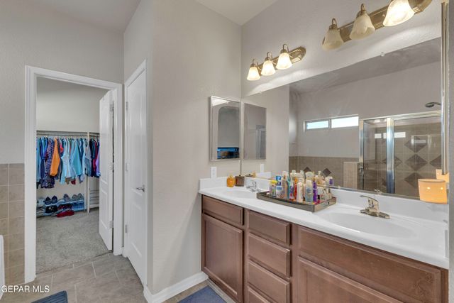 14373 NAVAJO POINT Drive, El Paso, TX 79938