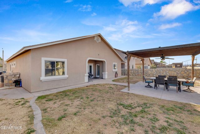 14373 NAVAJO POINT Drive, El Paso, TX 79938