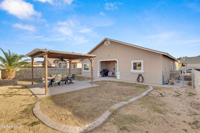 14373 NAVAJO POINT Drive, El Paso, TX 79938