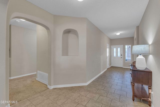 14373 NAVAJO POINT Drive, El Paso, TX 79938