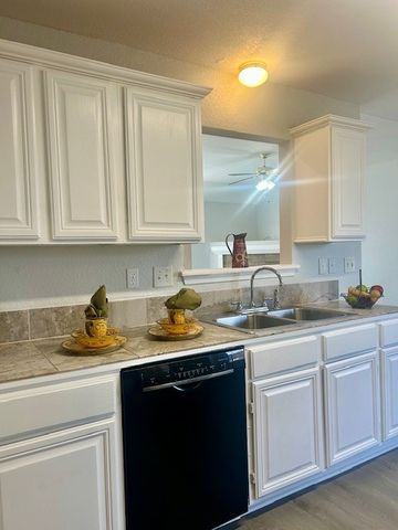 510 Sun Meadow, Centerton, AR 72719