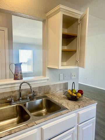 510 Sun Meadow, Centerton, AR 72719