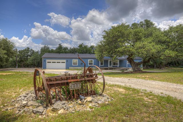 173 Sarah, Canyon Lake, TX 78133