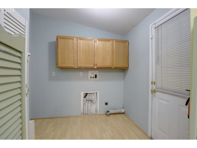 950 POMONA St 184, The Dalles, OR 97058