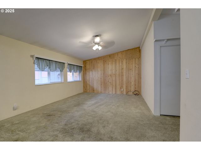 950 POMONA St 184, The Dalles, OR 97058