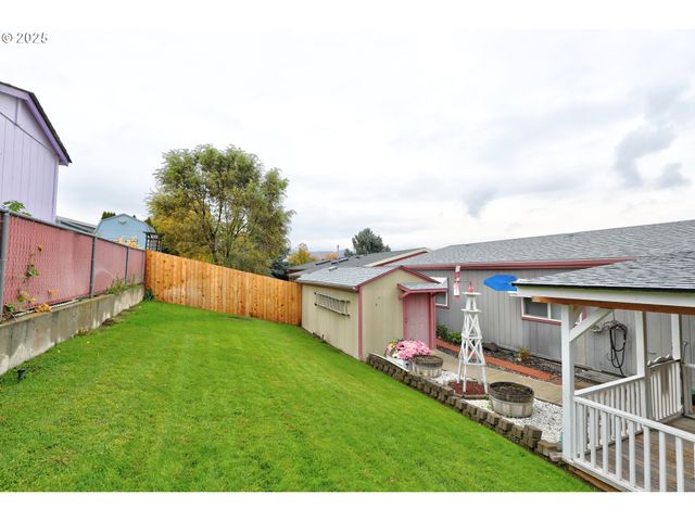 950 POMONA St 184, The Dalles, OR 97058